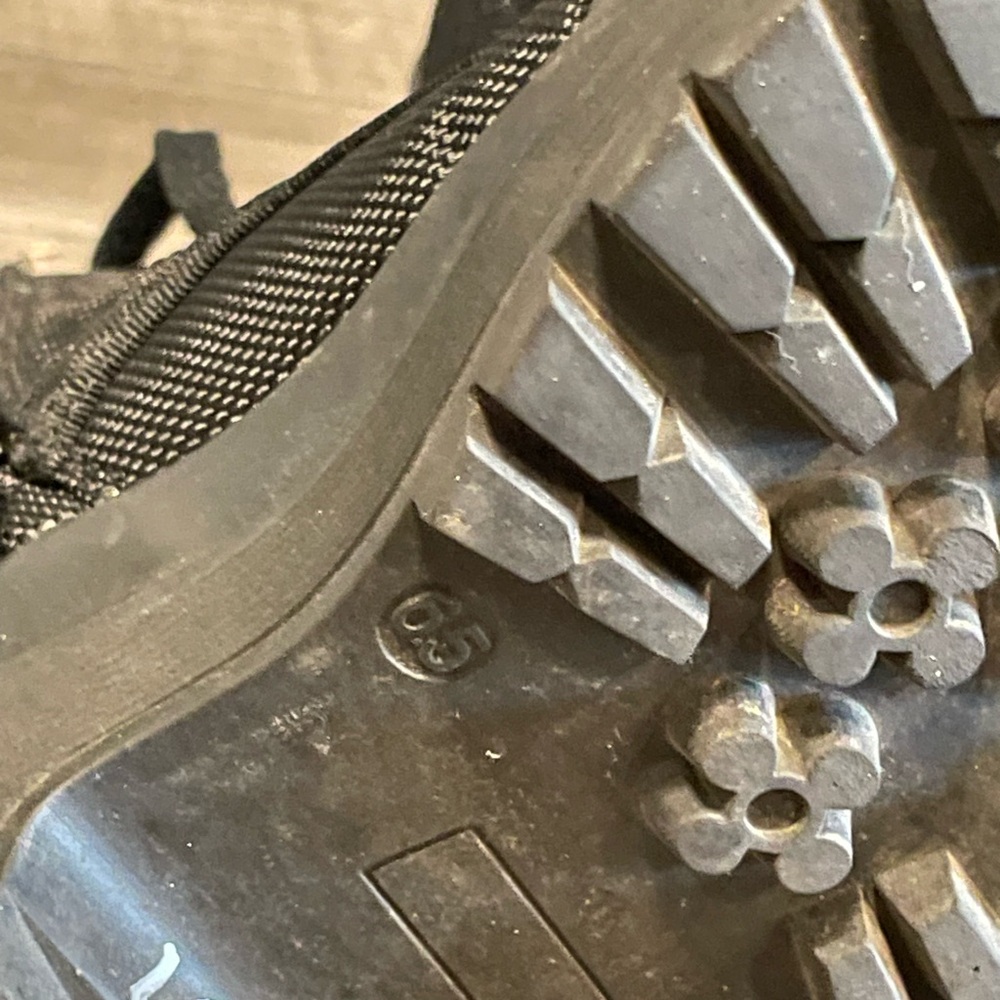 Canvase Fabric Steve Madden ankle booties - Picture 6 of 7